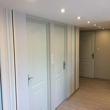Baro Berg Apartman Apartment *